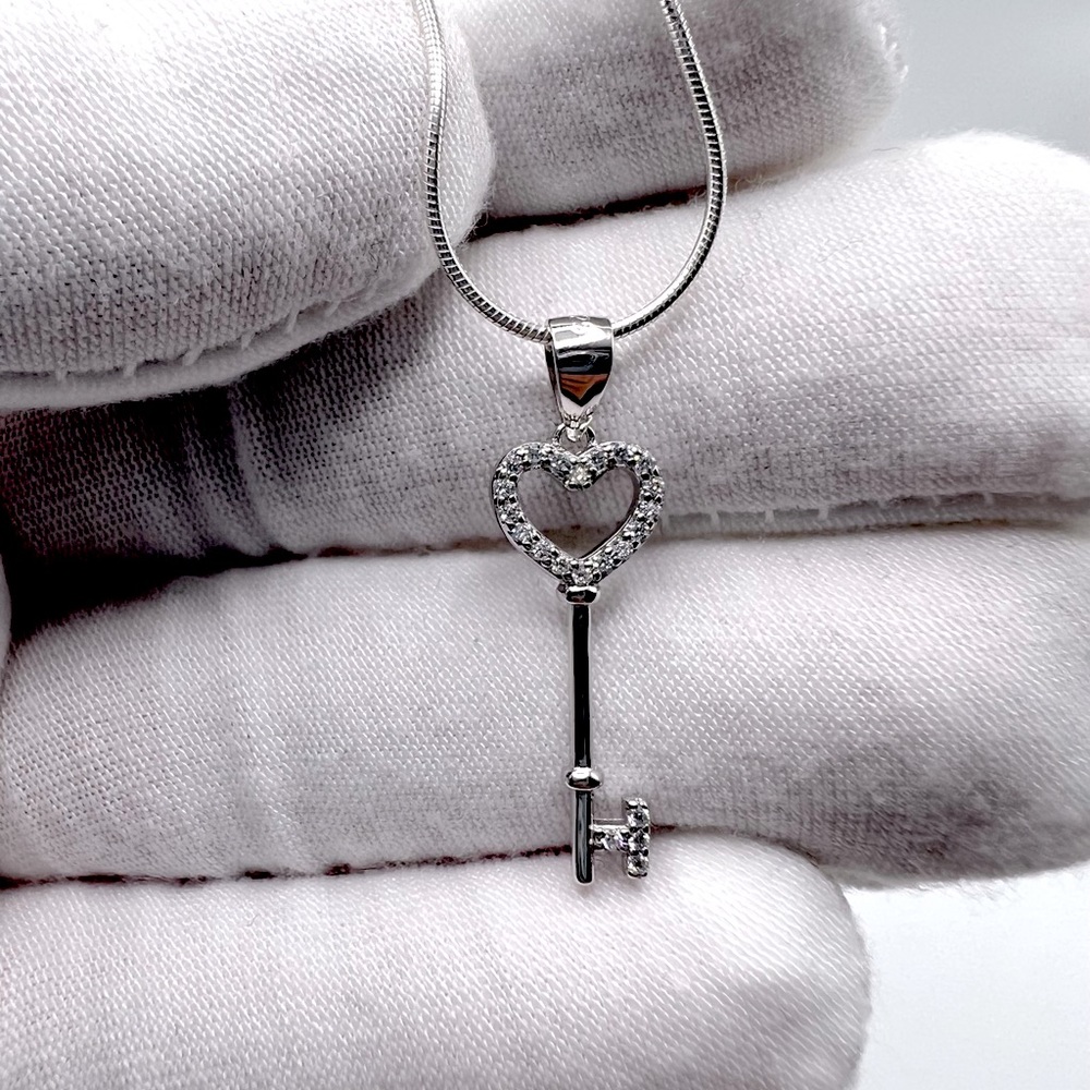 Sterling Silver Cz Key Necklace - Picture 3 of 16